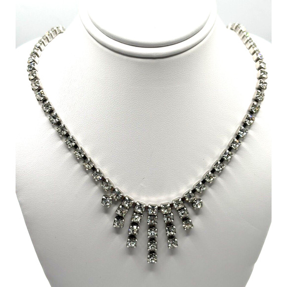 Unbranded Jewelry - VTG Rhinestone Necklace Clear Dangle Silver Tone J1-3026